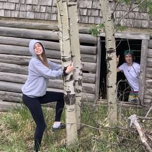 Meet your Posher, Aurora